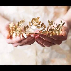Etsy | Gold Grecian Leaf Crown | One Size